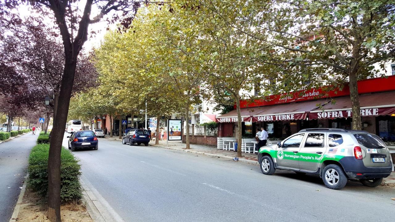 Traveler'S Place At Tirana City Centre Luaran gambar